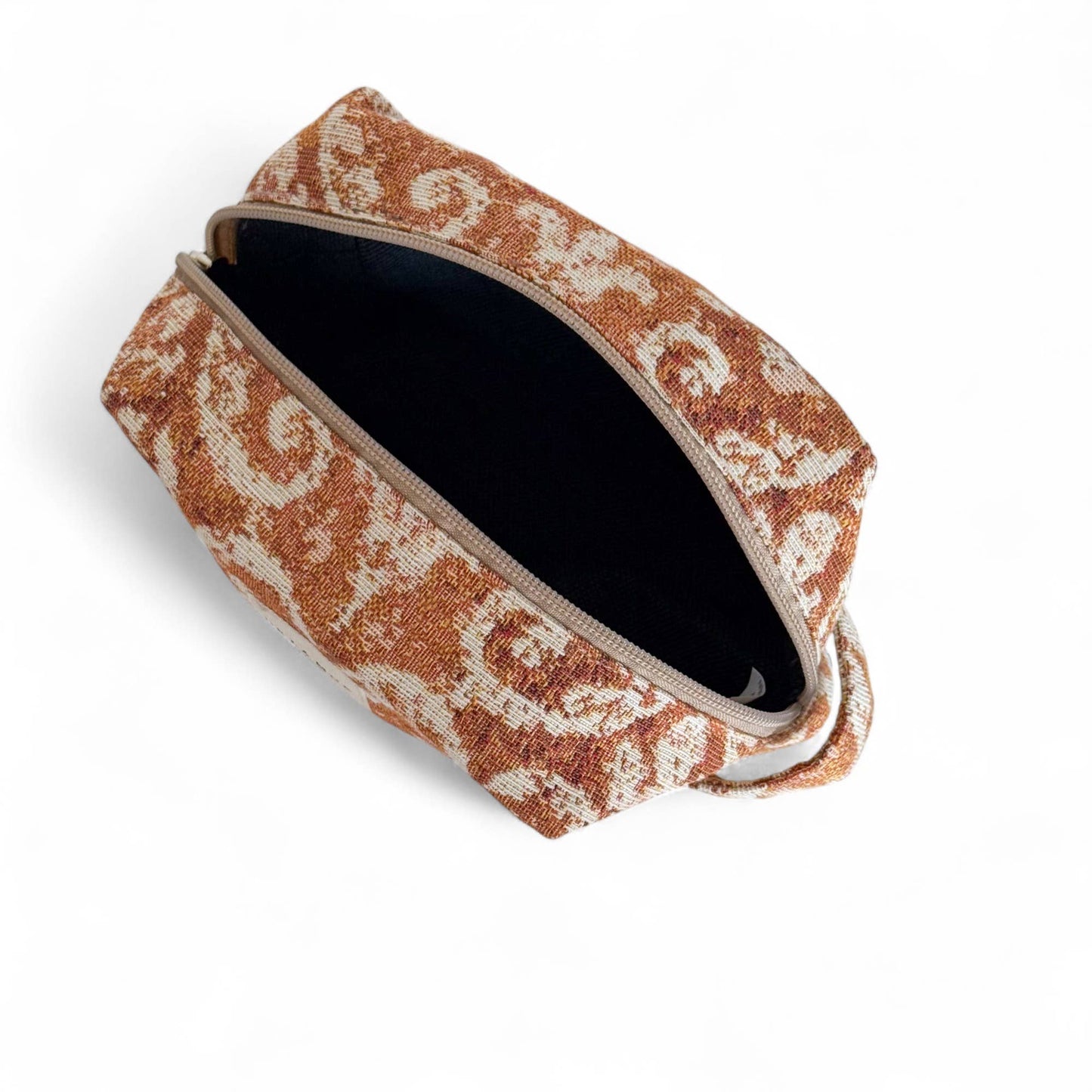 Marie Pouch