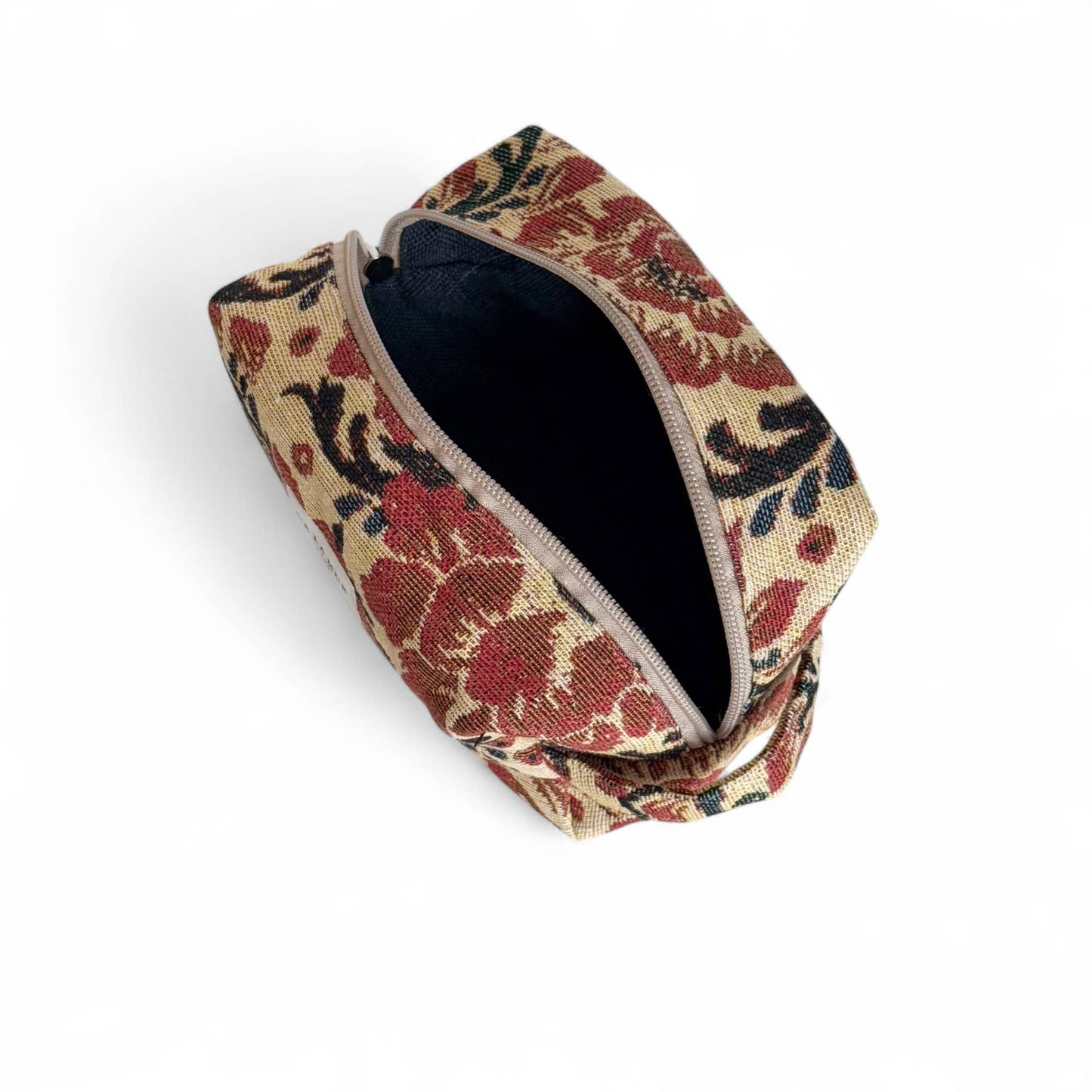 Avery Pouch
