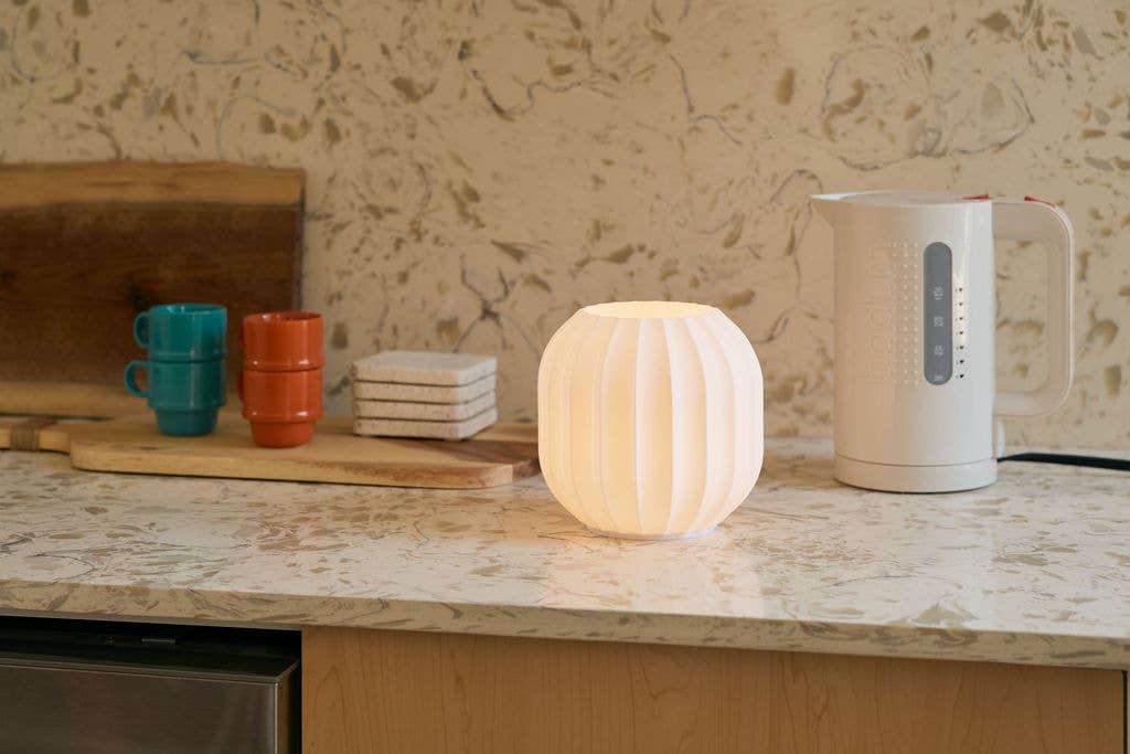 Mini Lantern Portable Lamp, Wireless and Rechargeable