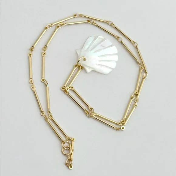 Muna Shell Necklace