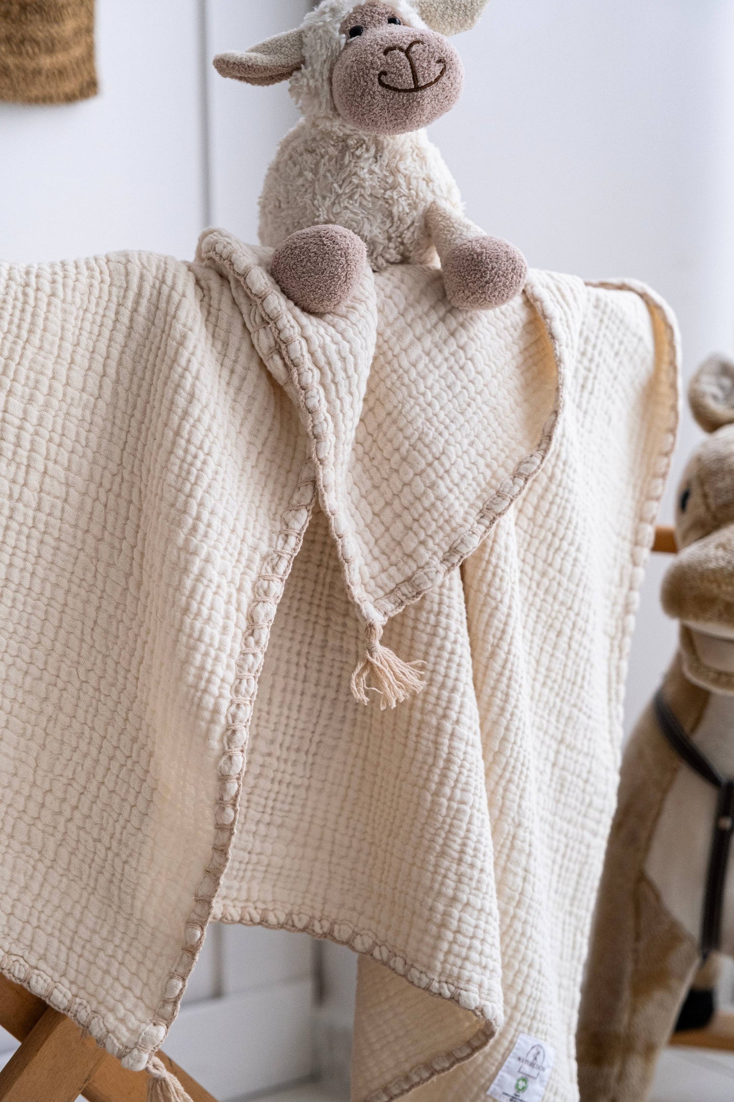 Organic Muslin Baby Blanket – GOTS Certified Cotton Swaddle