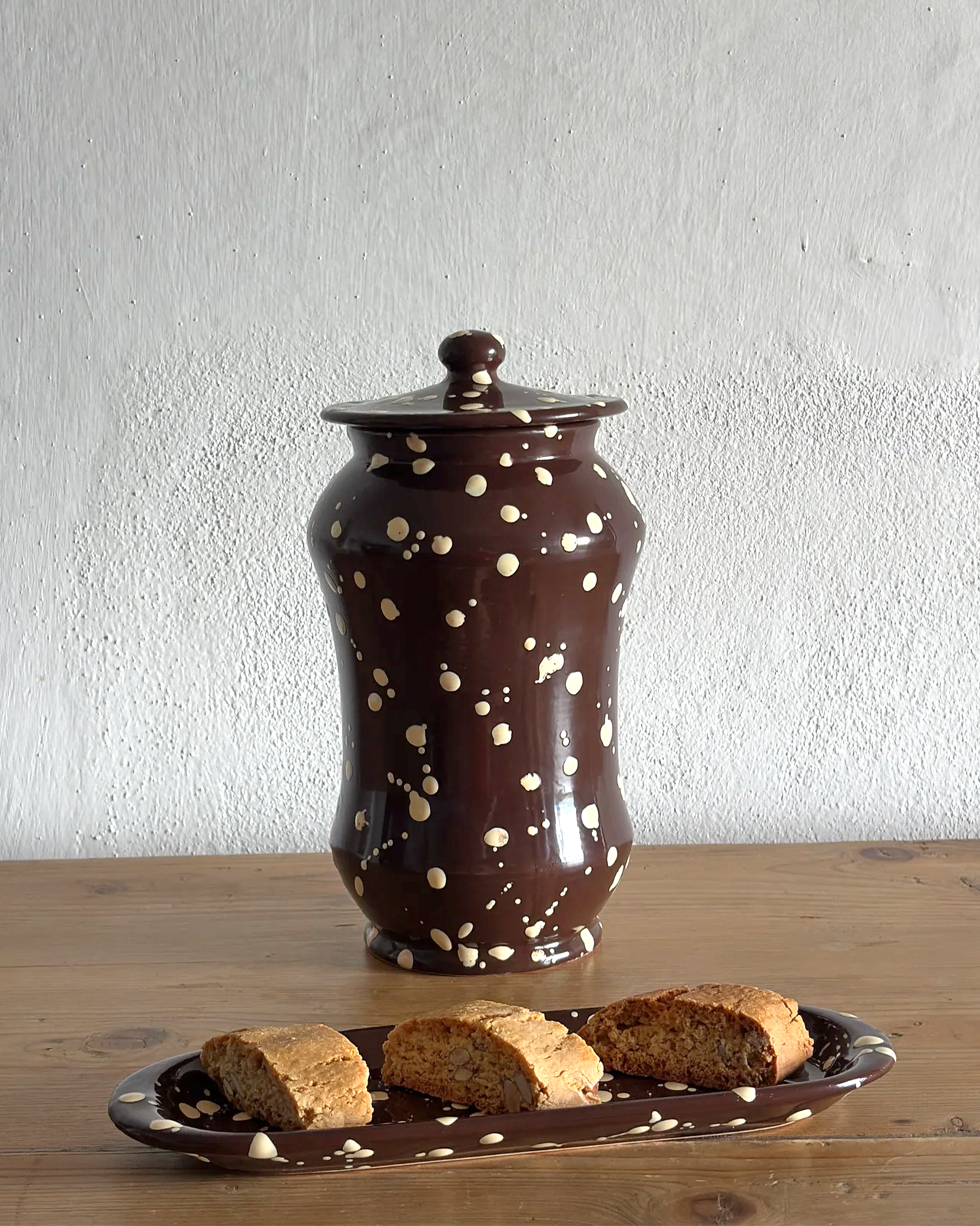 The Italian Biscotti Jar