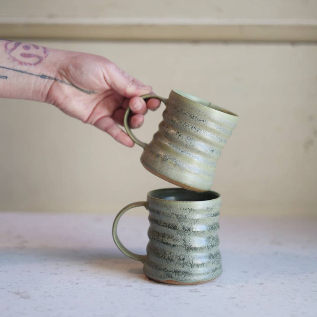 Diner Inspired Mug in Moss Green