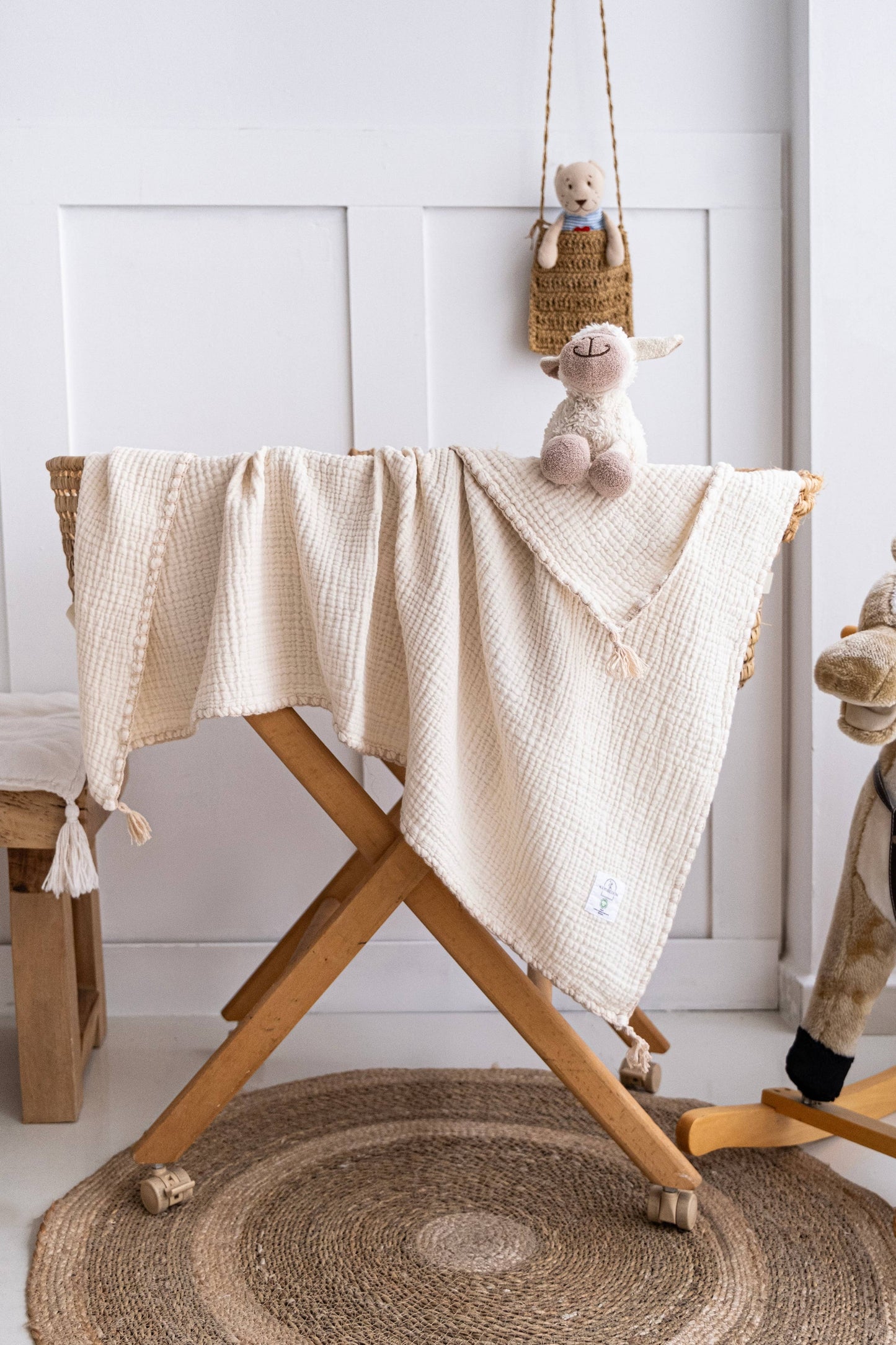 Organic Muslin Baby Blanket – GOTS Certified Cotton Swaddle