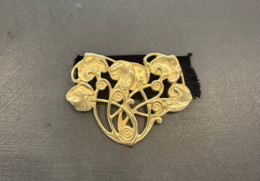 Vintage Deco Pin