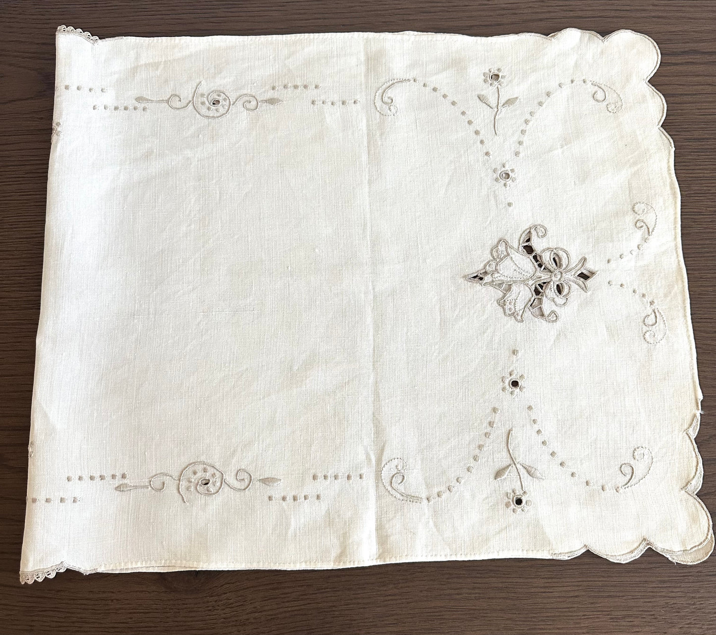 Vintage Table Runner