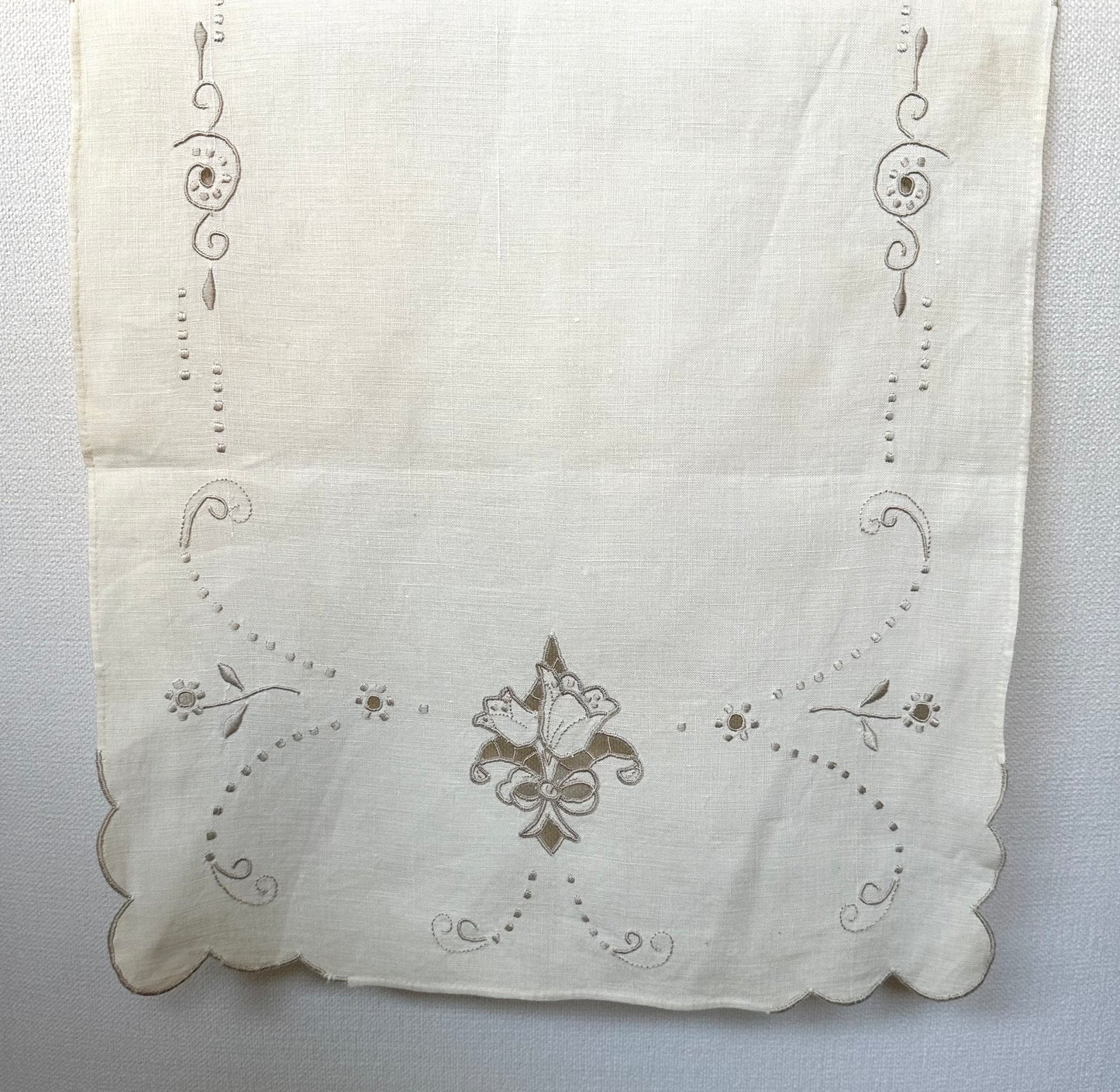 Vintage Table Runner