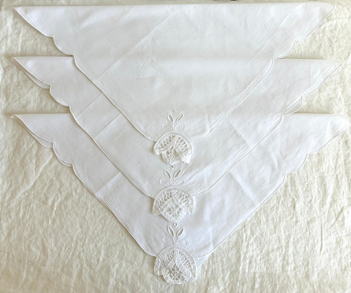 Vintage Cotton Embroidered Dinner Napkins.