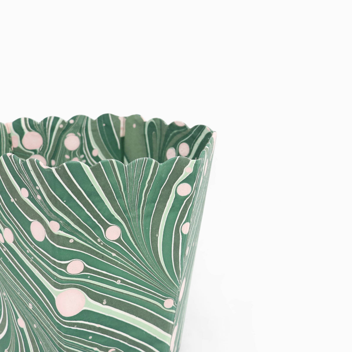 Marbled Small Scalloped Collapsible Basket- Green