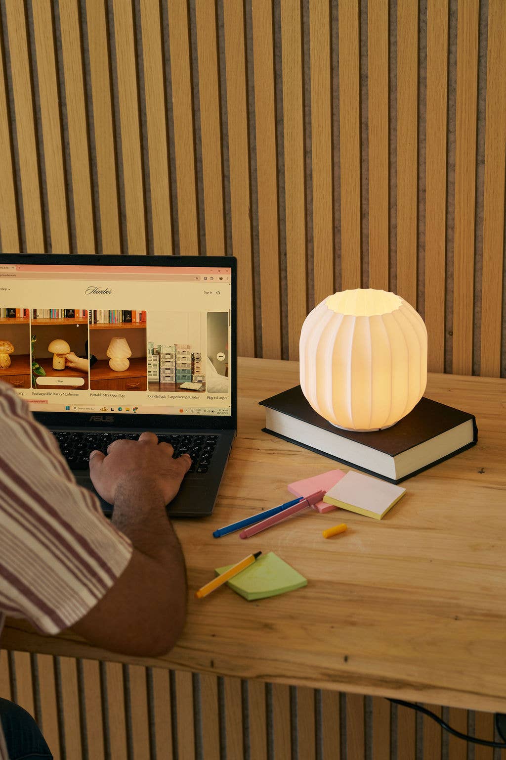 Mini Lantern Portable Lamp, Wireless and Rechargeable