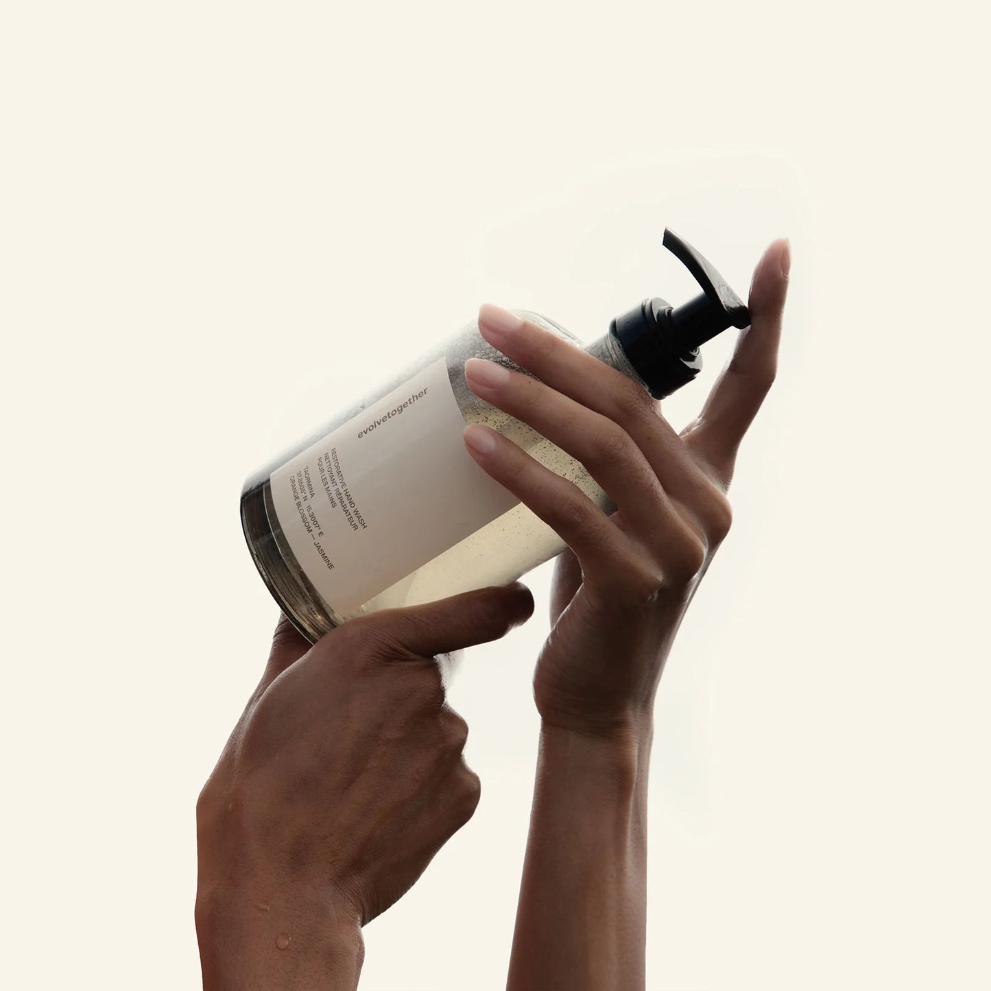 evolvetogether hand wash- cardamom, wood